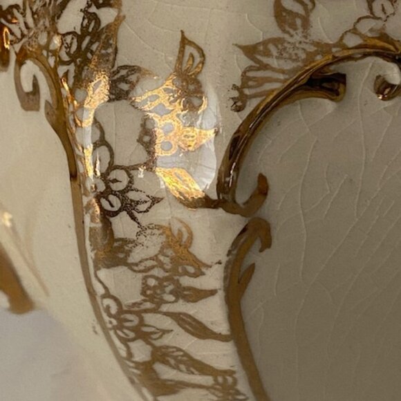 Vintage Sadler Milk Jug/ Creamer. White and gold. England 1930's (item # 2026) - Picture 7 of 9